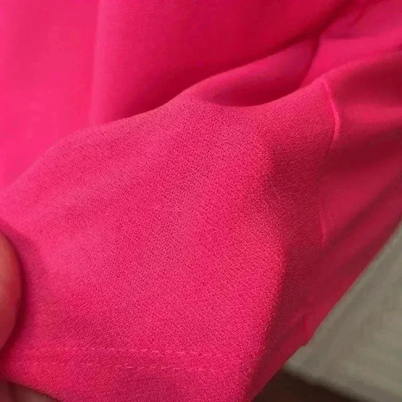 Cato Scoop Neck Flutter Sleeve Top Size Small Hot Pink NWT - Picture 7 of 8